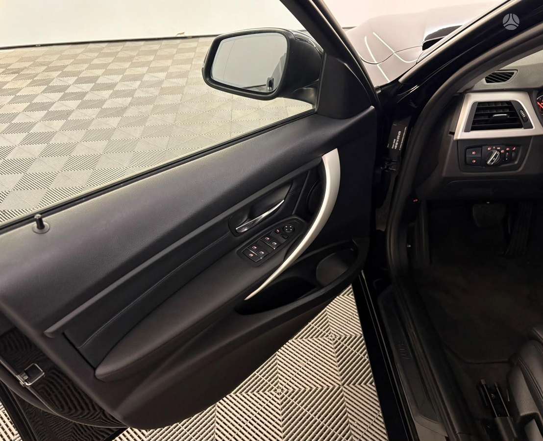 BMW 320, 2.0 l., universalas