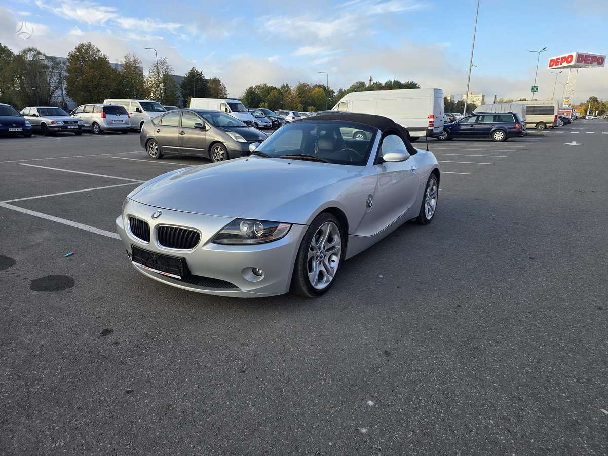 BMW Z4, 2.2 l., convertible