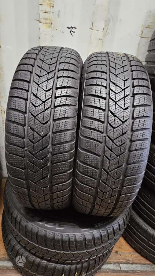 Pirelli SOTTO ZERO 3, winter 205/60 R17