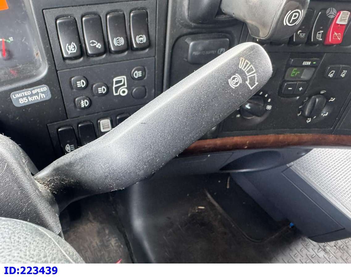 Scania R500 6x2 Retarder, double sleeper