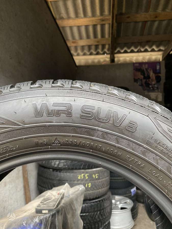 Nokian, winter 235/60 R17