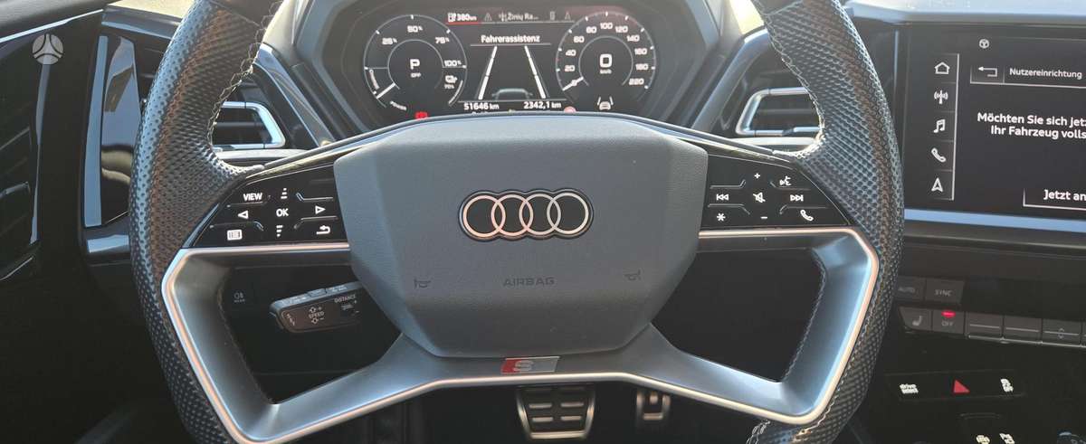 Audi Q4 e-tron, 82 kWh, off-road / crossover