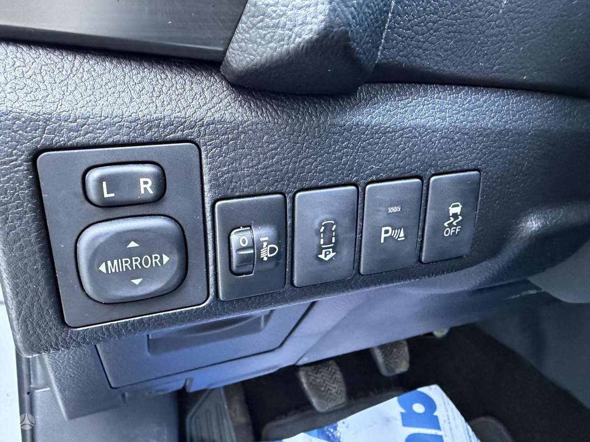 Toyota Auris, 2.0 l., Универсал