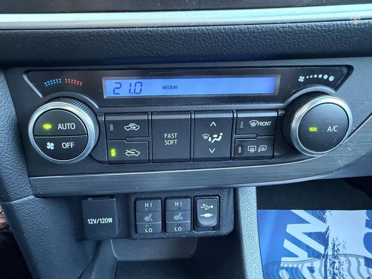 Toyota Auris, 2.0 l., Универсал
