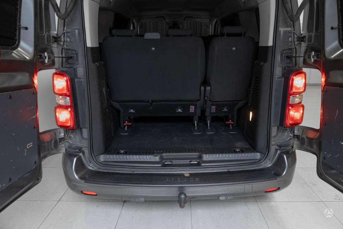 Toyota Proace, 2.0 l., Минивэн