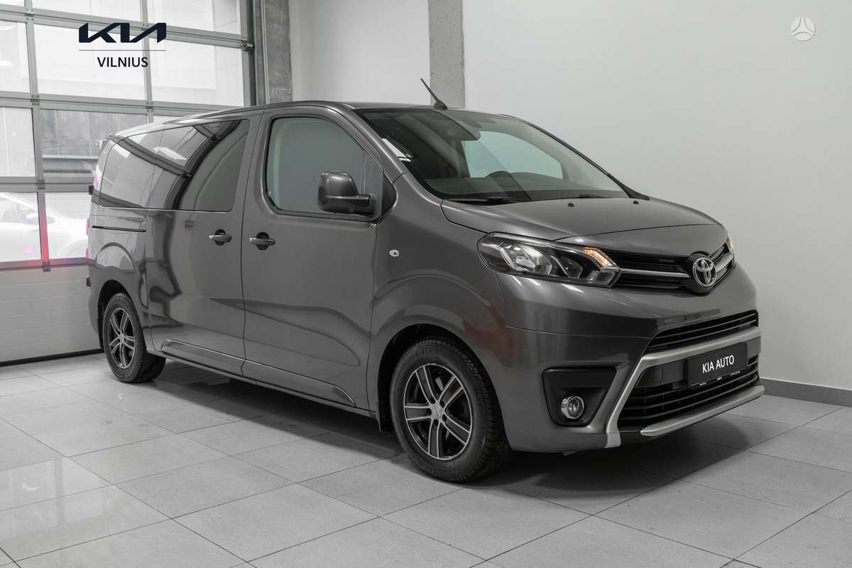 Toyota Proace, 2.0 l., Минивэн