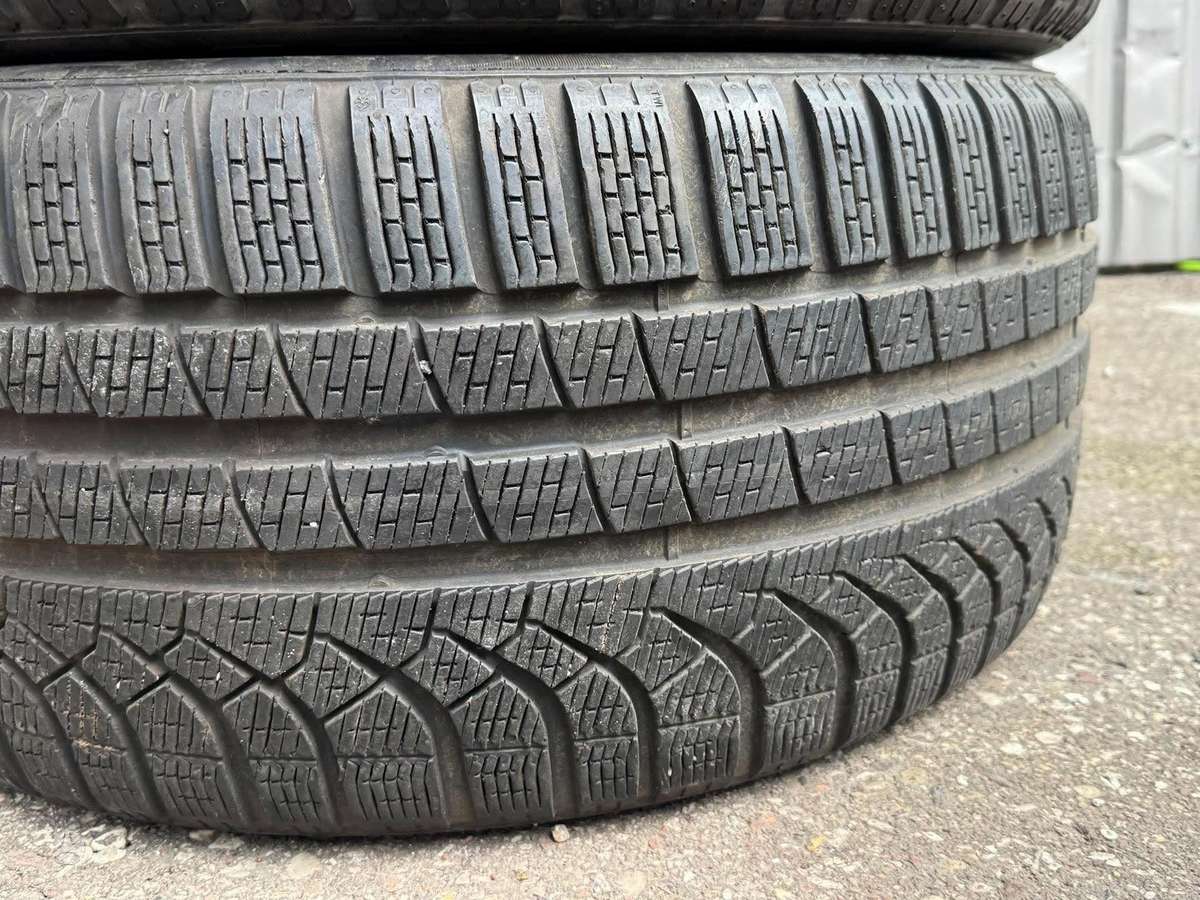 Pirelli P ZERO WINTER | 2 VNT., winter 275/35 R20