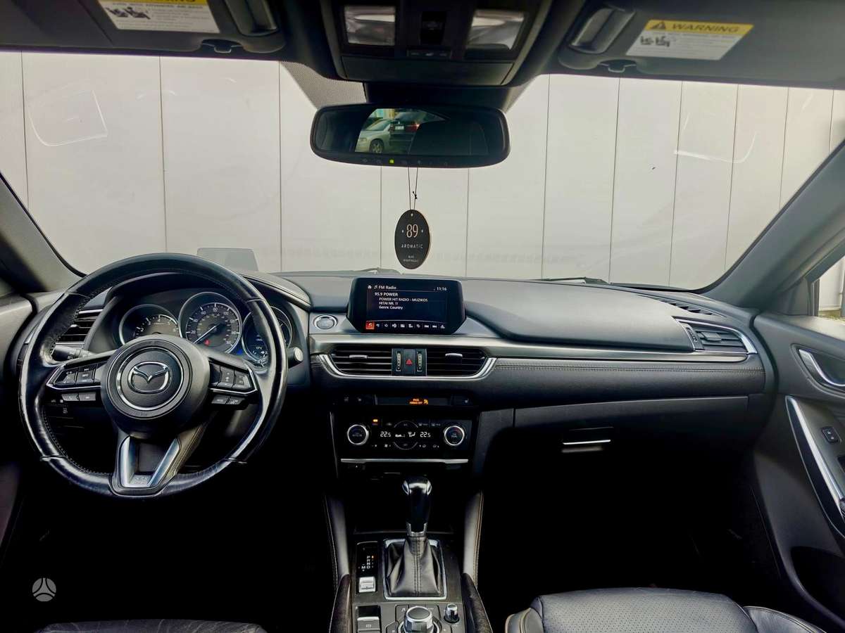 Mazda 6, 2.5 l., saloon / sedan