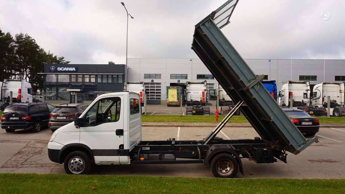 Iveco Daily, 3.0 l., cargo van