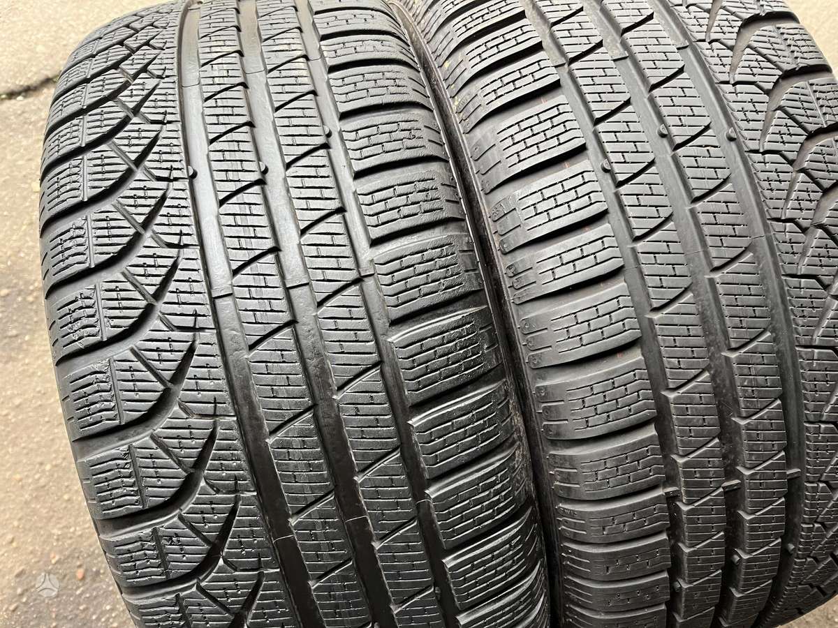 Pirelli PZero  Winter, зимние 245/40 R19
