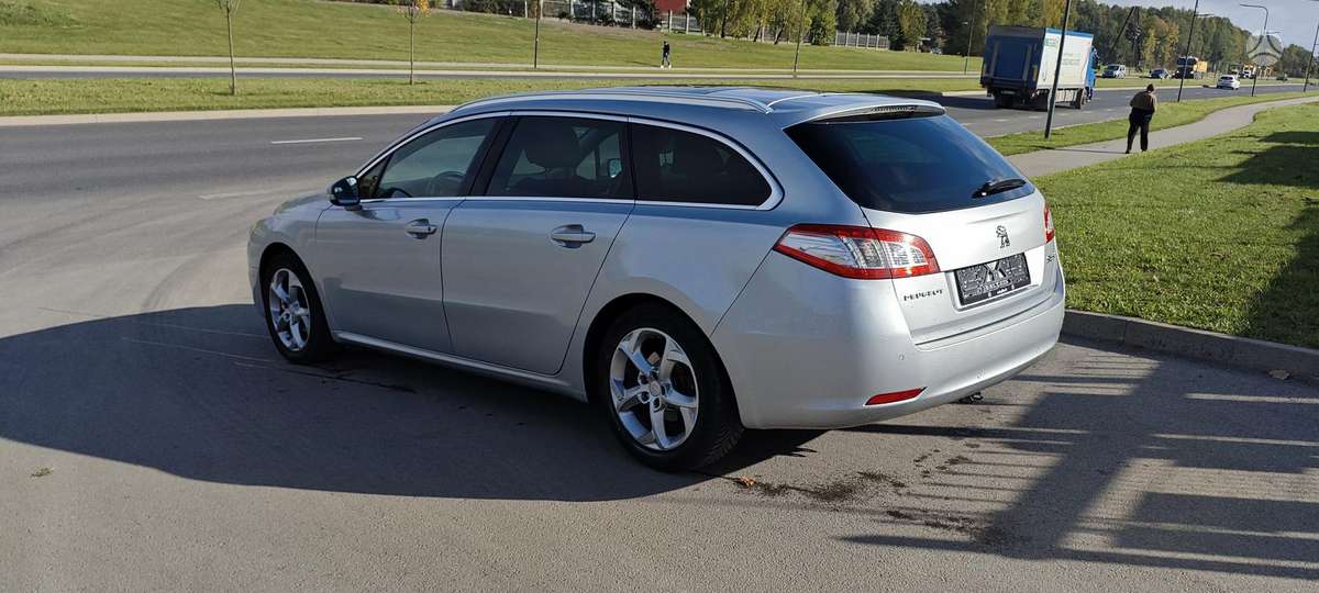 Peugeot 508 2012 — photo 8