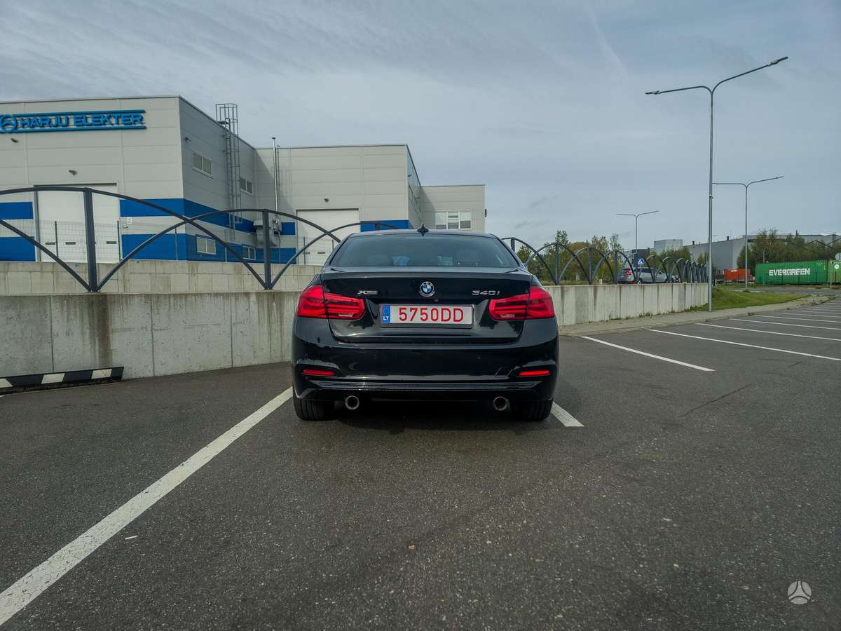 BMW 340, 3.0 l., Седан