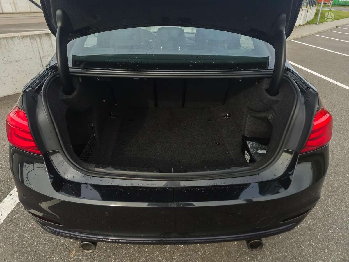 BMW 340, 3.0 l., Седан