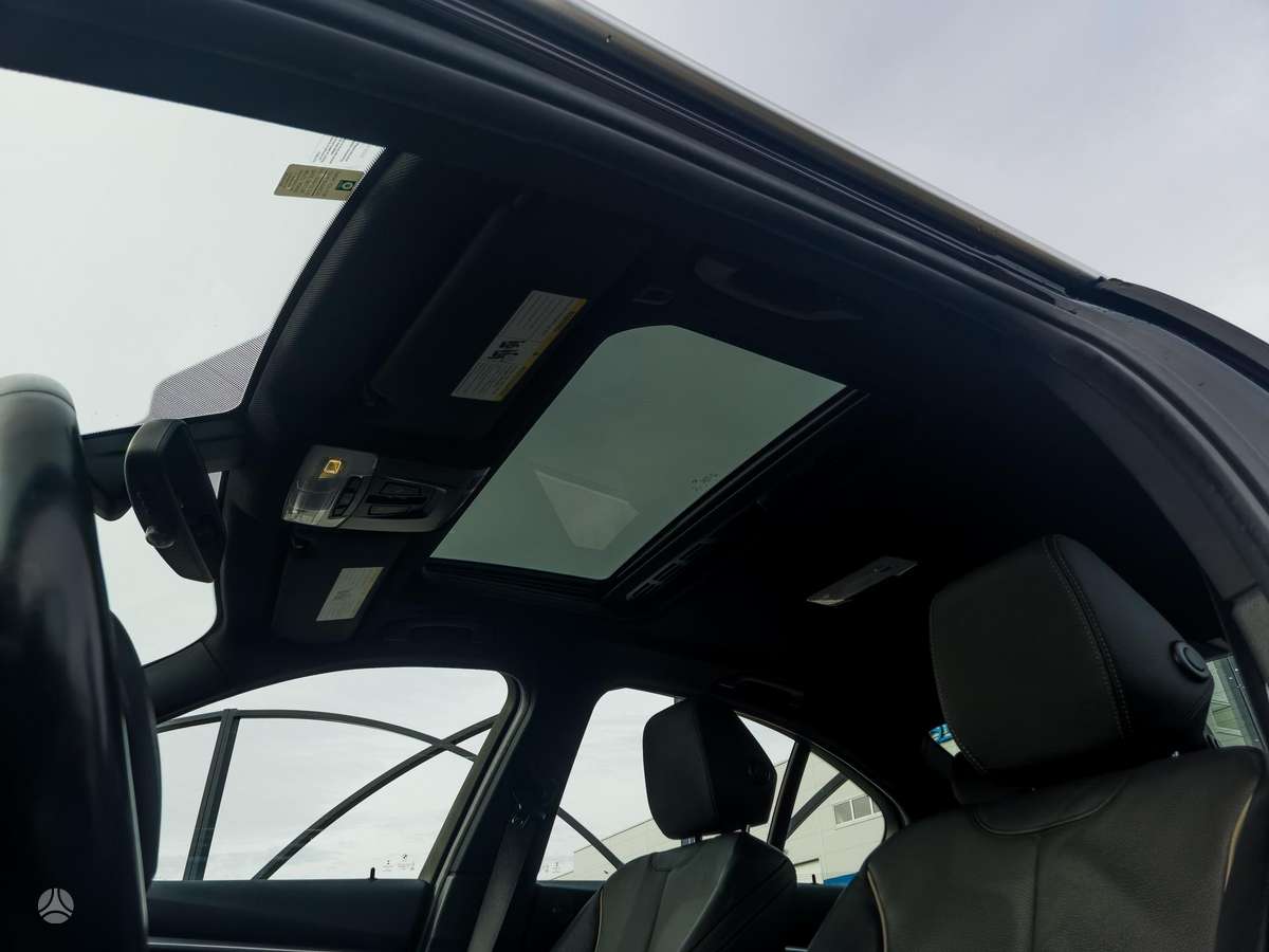 BMW 340, 3.0 l., Седан