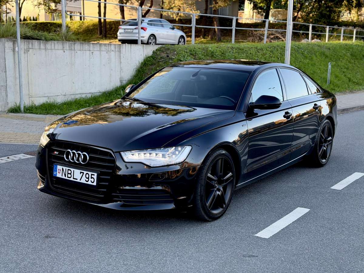 Audi A6, 3.0 l., Седан