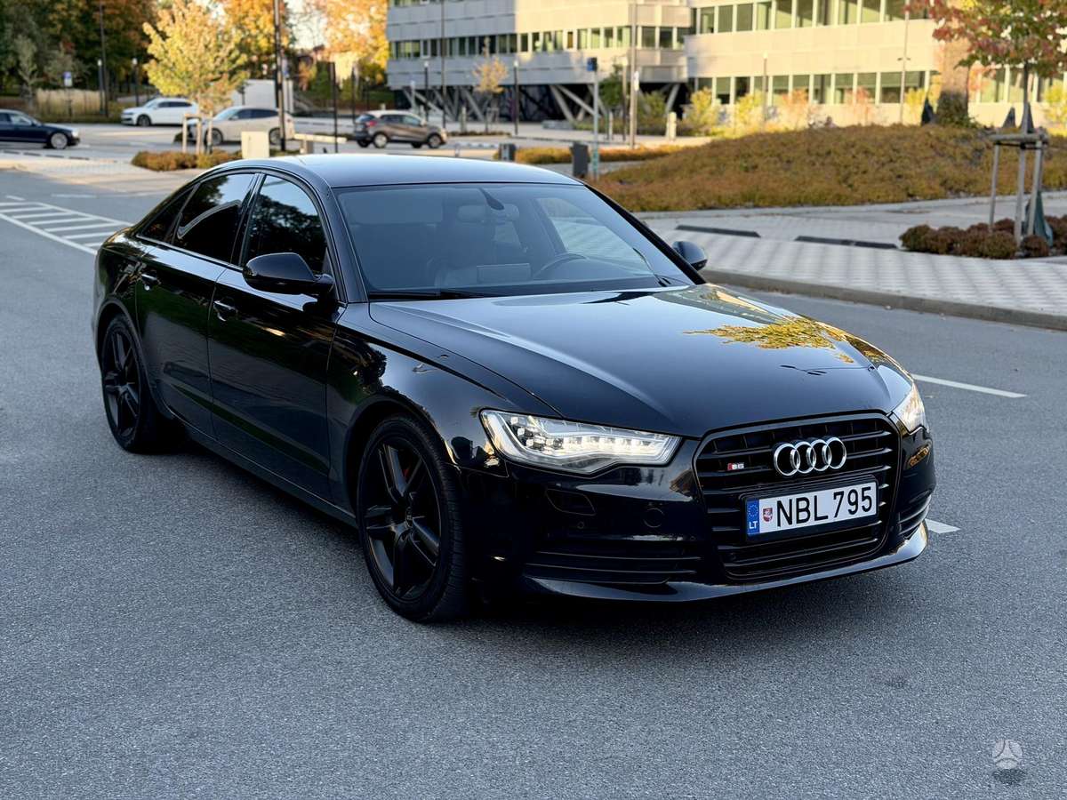 Audi A6, 3.0 l., Седан