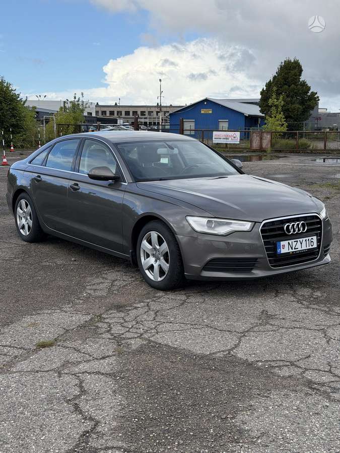 Audi A6, 2.0 l., saloon / sedan