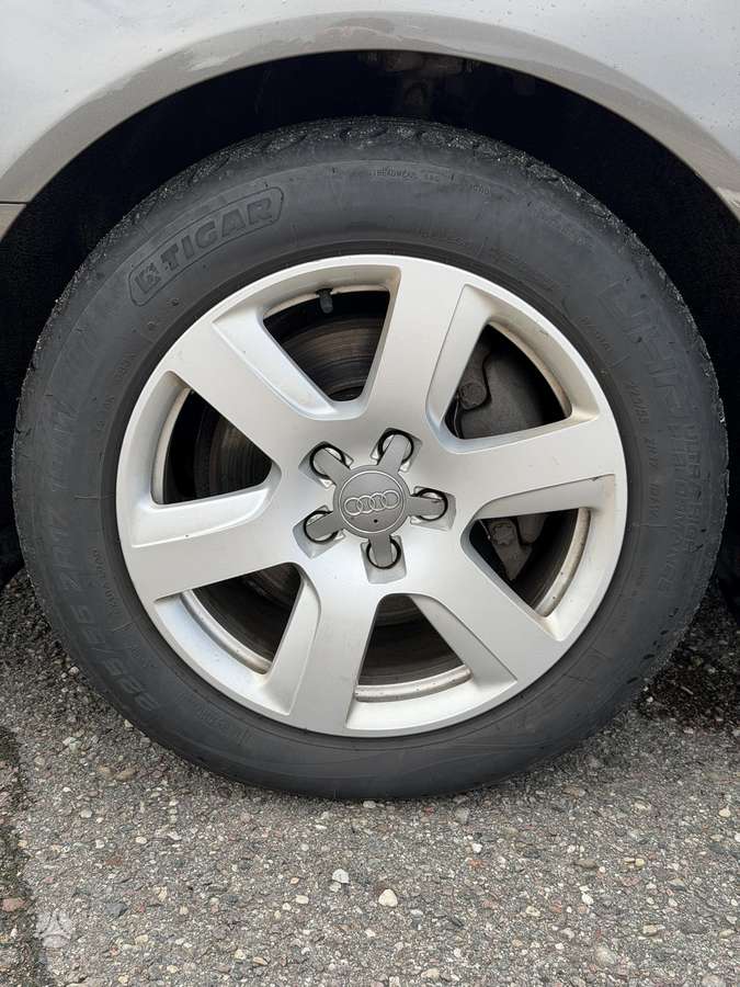 Audi A6, 2.0 l., Седан