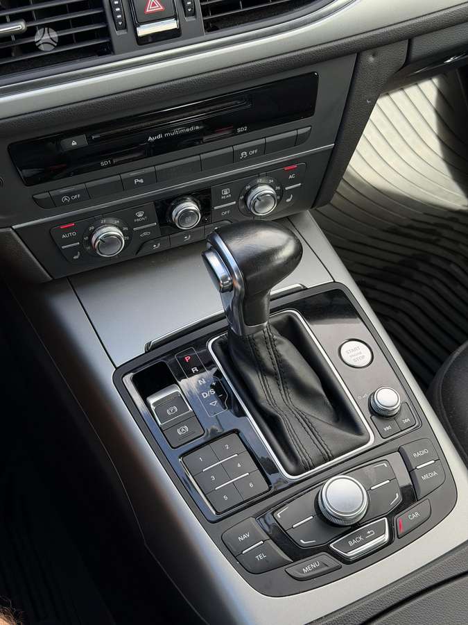 Audi A6, 2.0 l., Седан