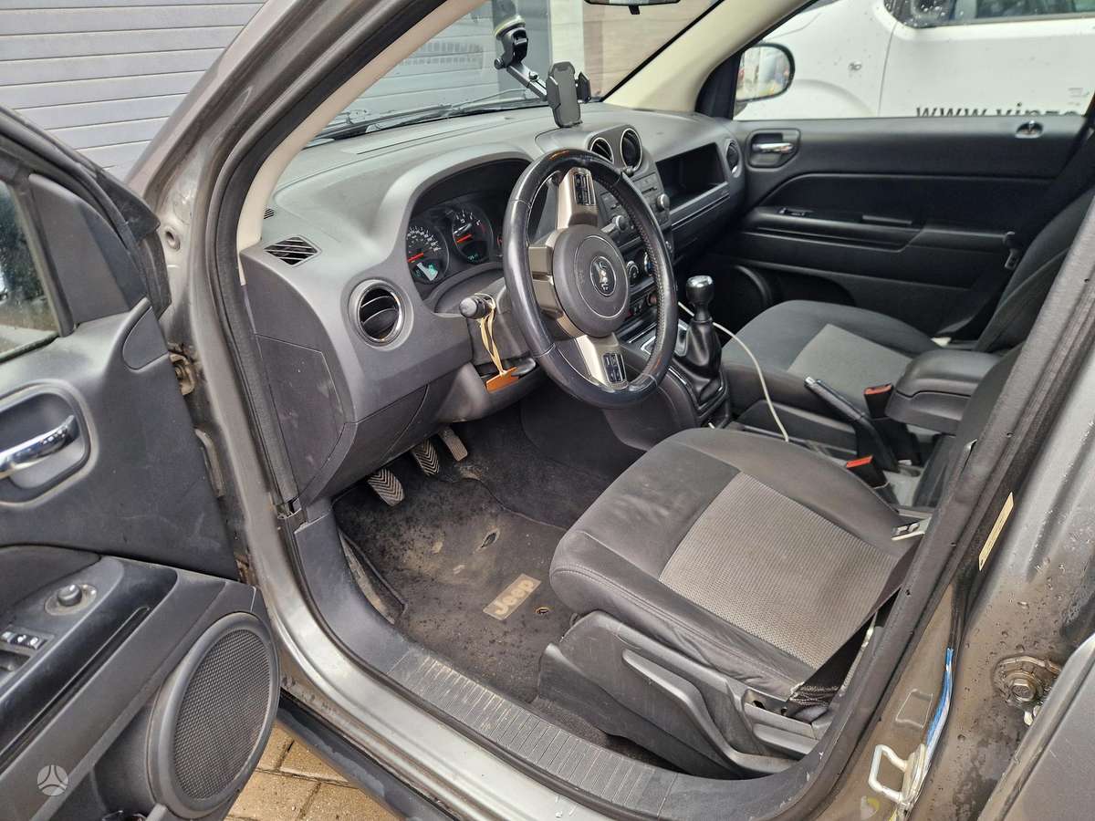 Jeep Compass, 2.0 l., off-road / crossover