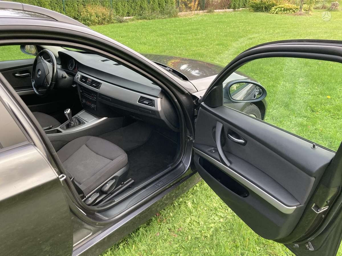 BMW 318, 2.0 l., Универсал