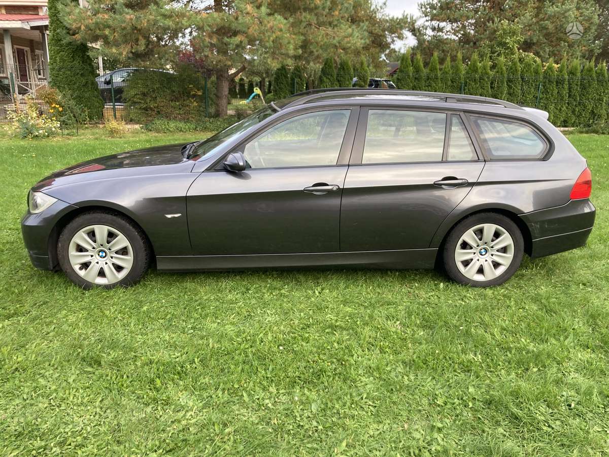 BMW 318, 2.0 l., universalas