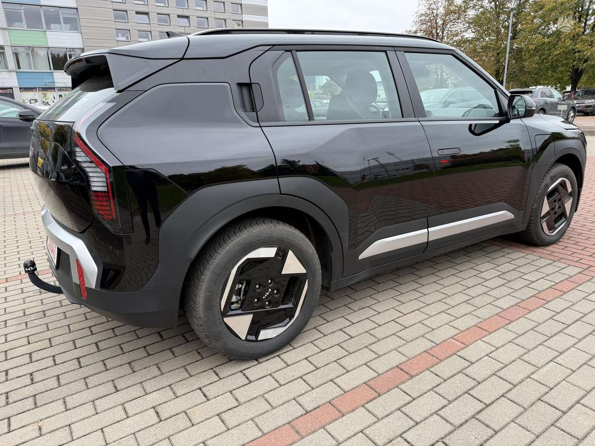 Kia EV3, 81 kWh, mpv / minivan