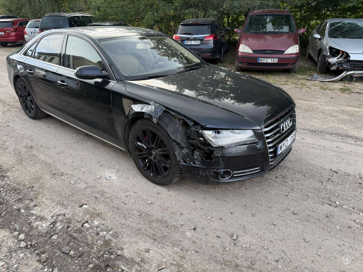 Audi A8, 3.0 l., sedanas