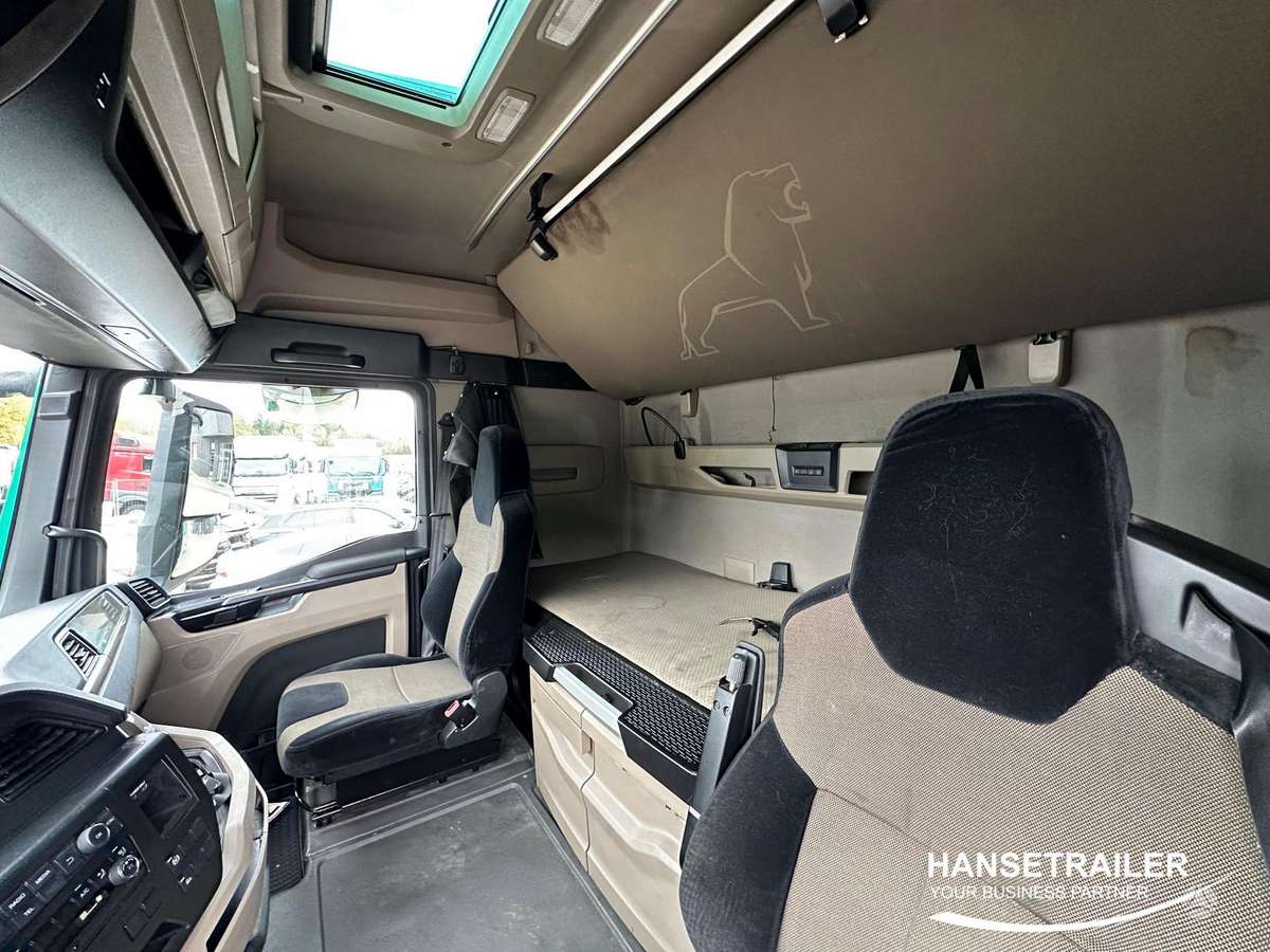 MAN TGX 18.470 Mega Low Deck, 2 miegamosios vietos