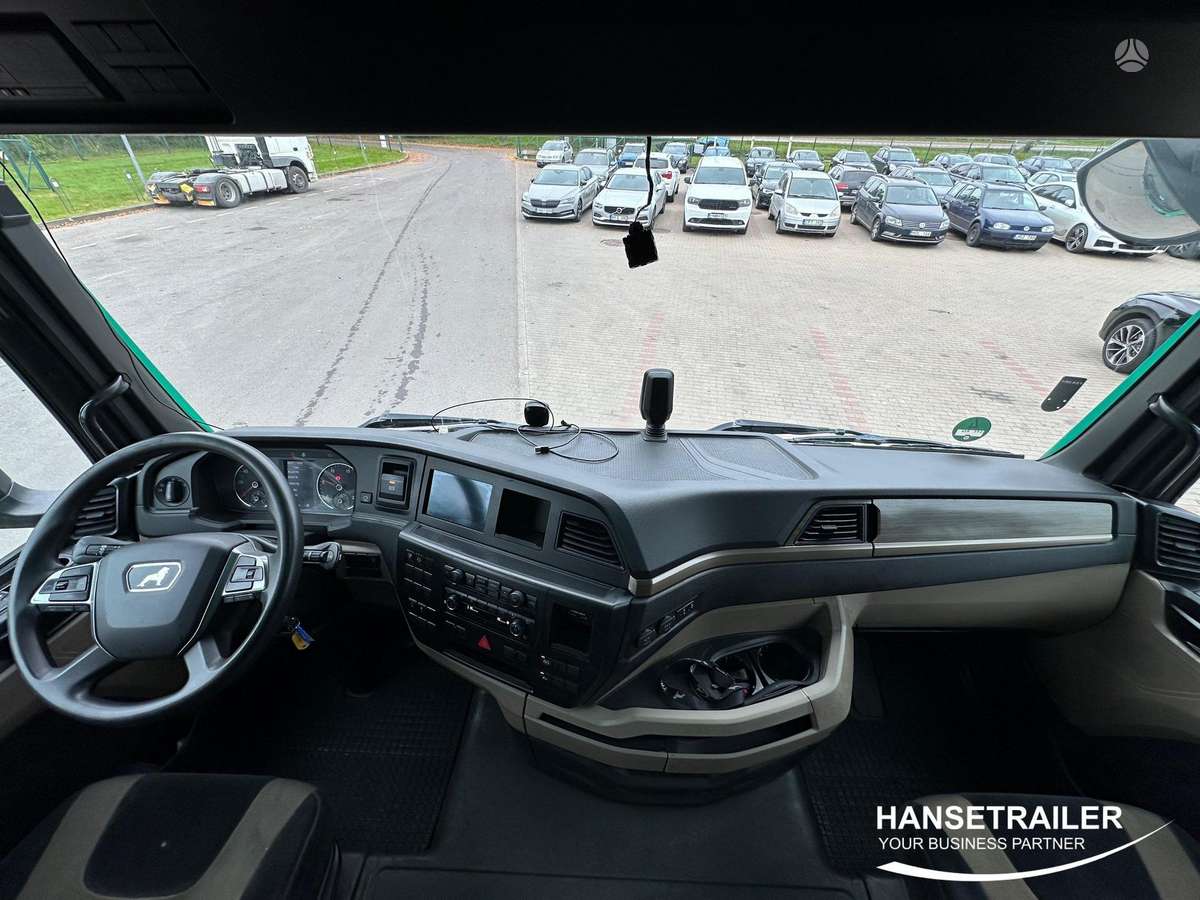 MAN TGX 18.470 Mega Low Deck, 2 спальных места