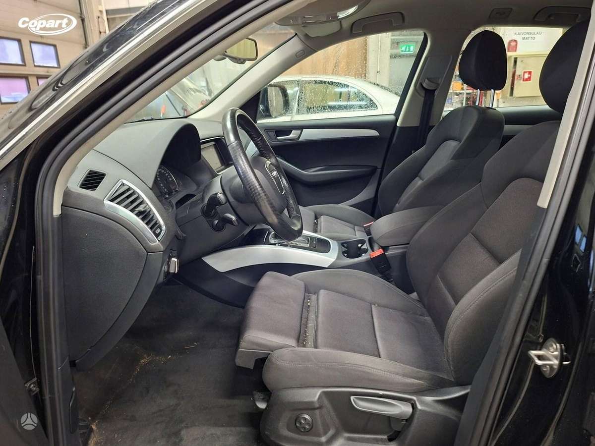 Audi Q5, 2.0 l., Внедорожник / Кроссовер