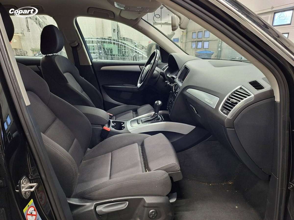 Audi Q5, 2.0 l., Внедорожник / Кроссовер