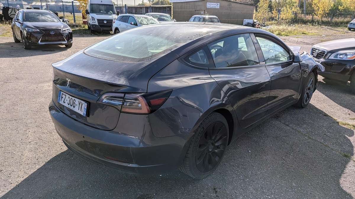 Tesla Model 3, 60 kWh, sedanas