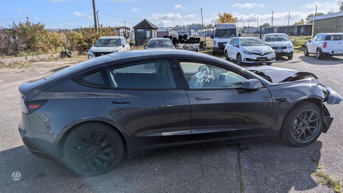 Tesla Model 3, 60 kWh, sedanas