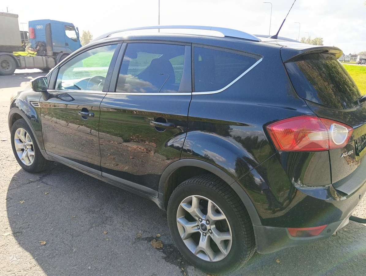 Ford Kuga, off-road / crossover