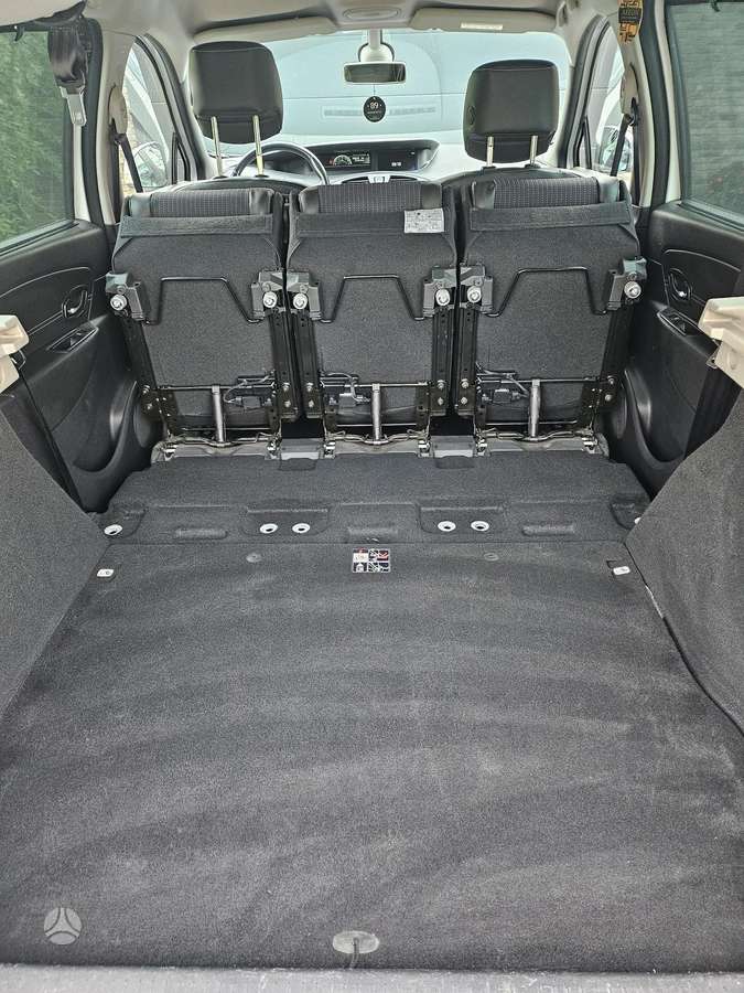 Renault Scenic, 1.5 l., Хэтчбек