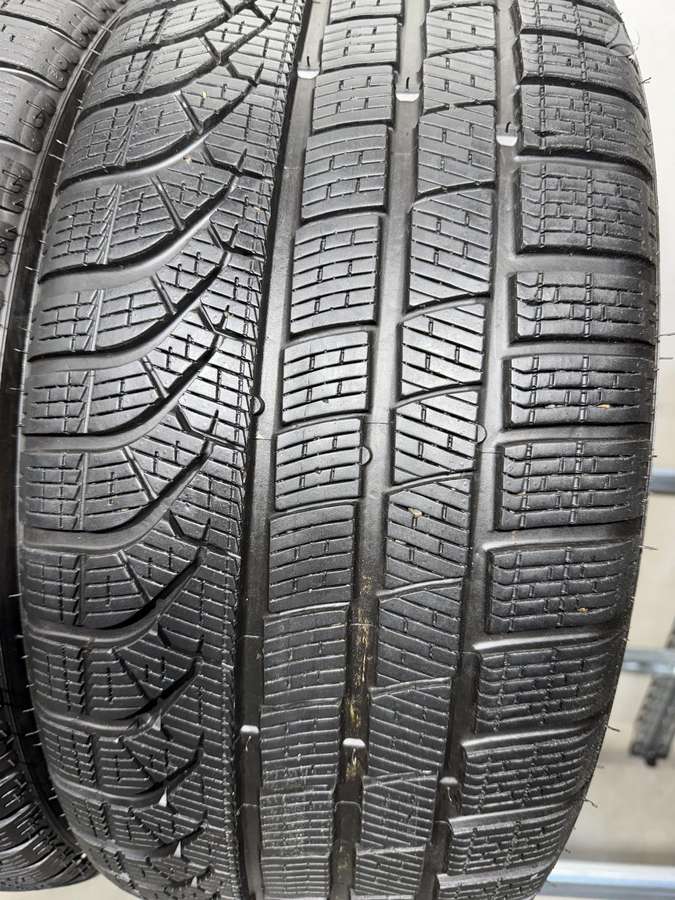 Pirelli PZero winter2/2024-25m, winter 255/40 R21