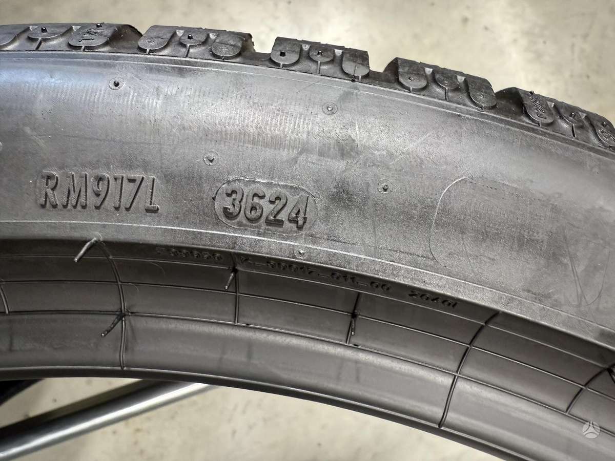 Pirelli PZero winter2/2024-25m, winter 255/40 R21