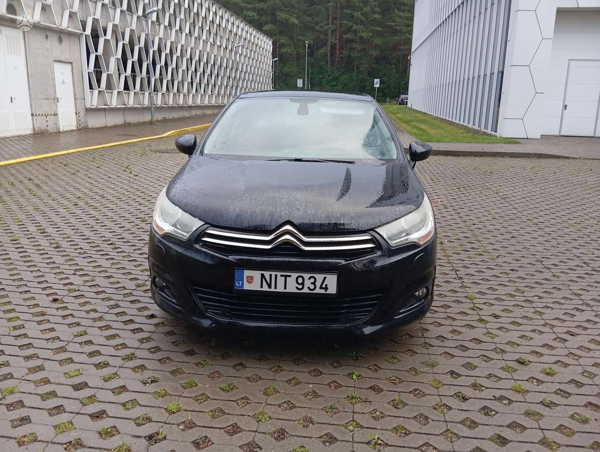 Citroen C4, 1.6 l., Хэтчбек