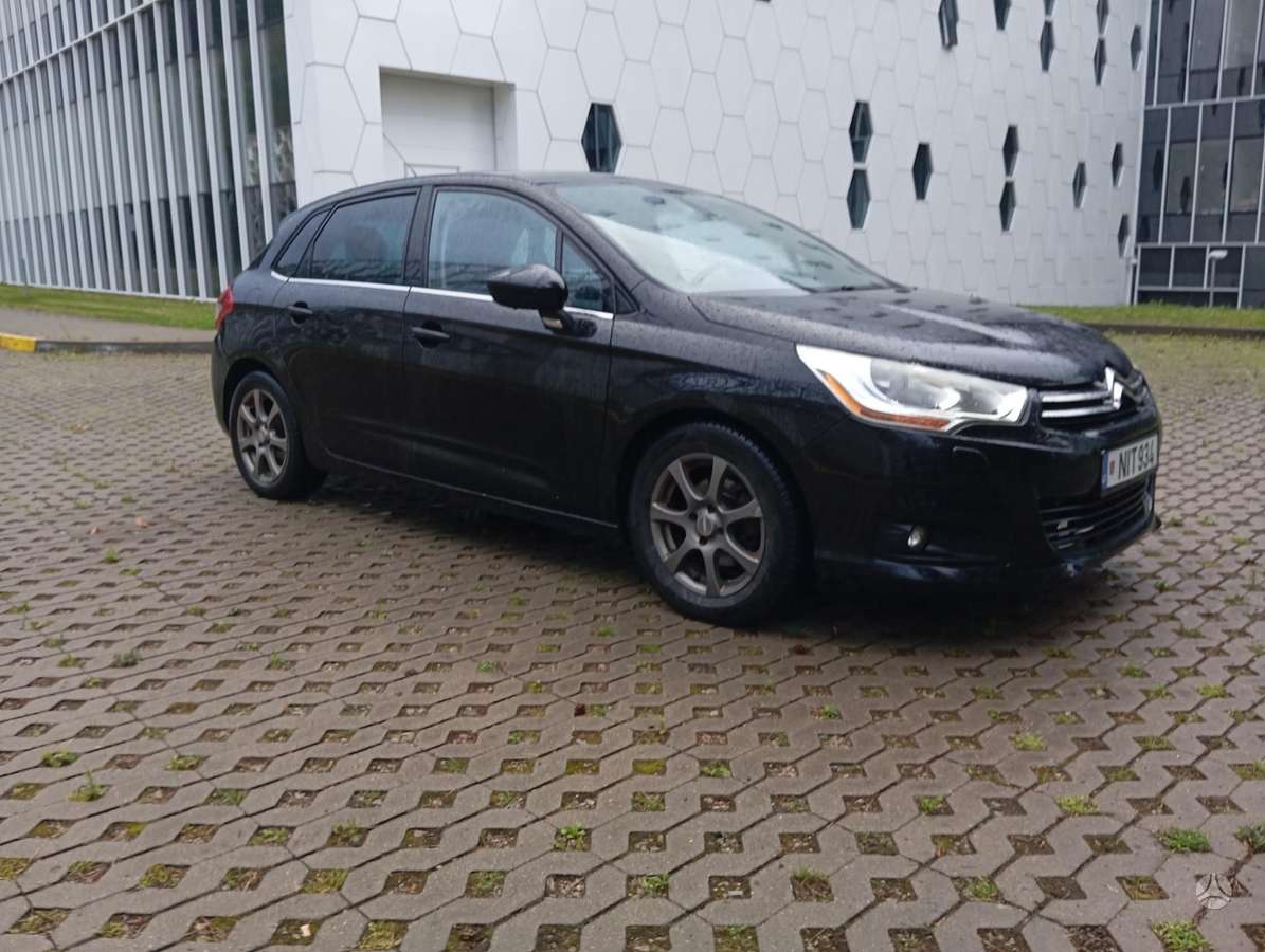 Citroen C4, 1.6 l., Хэтчбек
