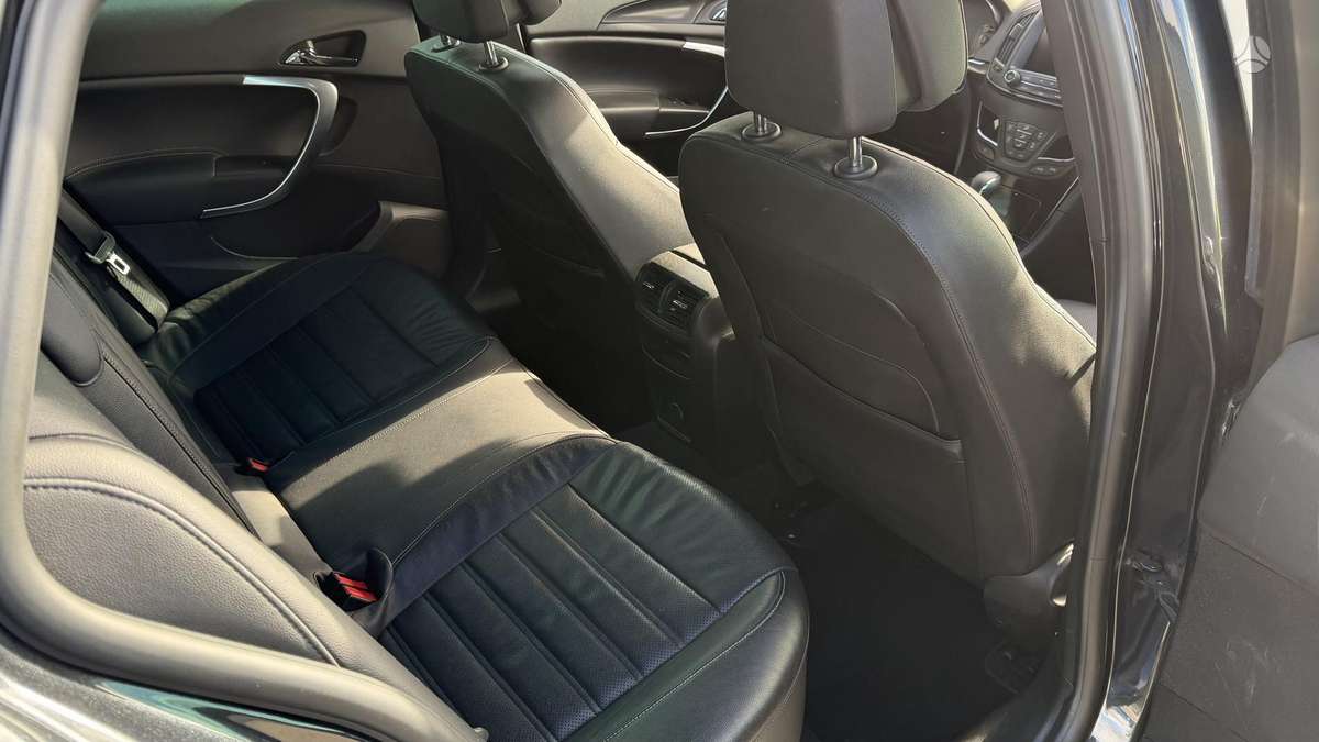 Opel Insignia, 2.0 l., Универсал
