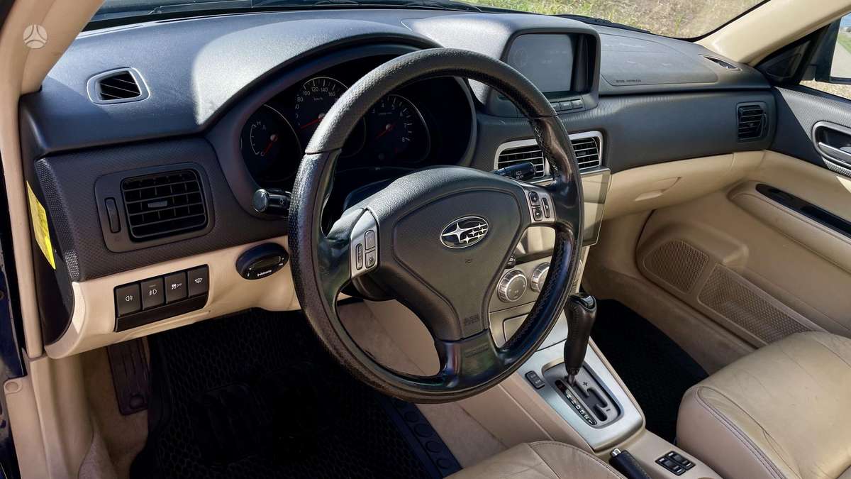 Subaru Forester, 2.5 l., off-road / crossover