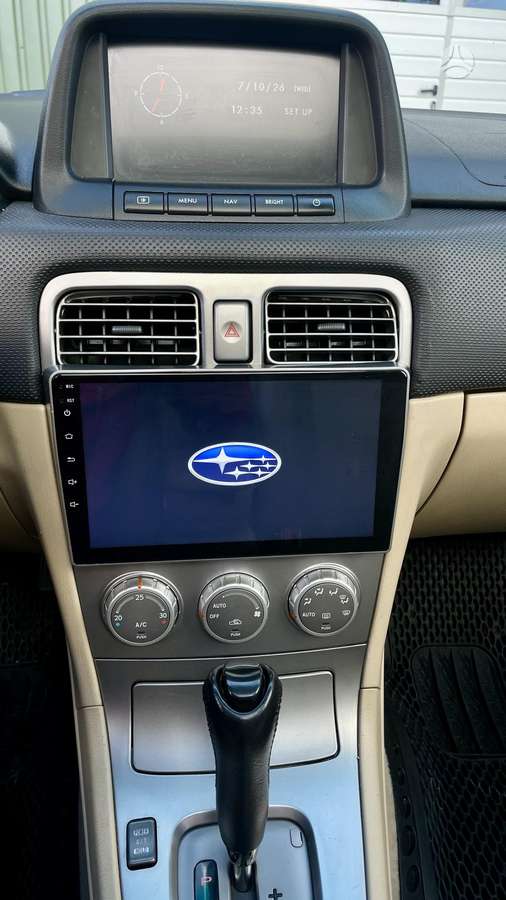 Subaru Forester, 2.5 l., off-road / crossover