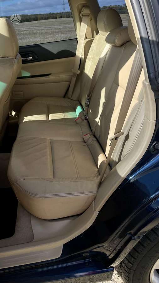 Subaru Forester, 2.5 l., off-road / crossover
