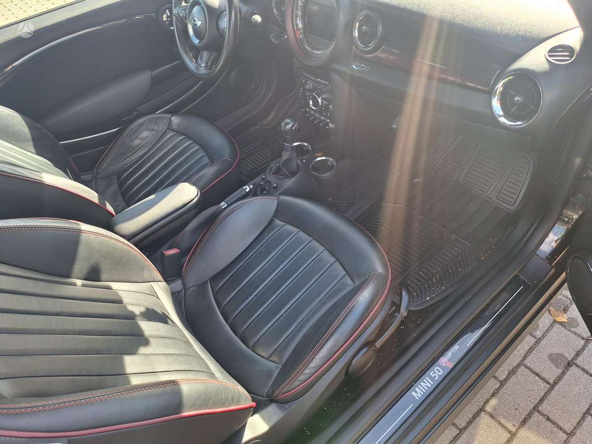 Mini Cooper SD, 2.0 l., hatchback