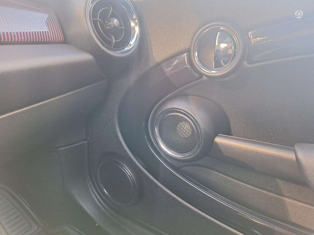 Mini Cooper SD, 2.0 l., hatchback