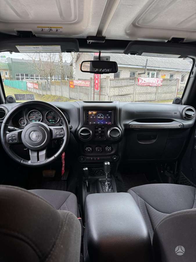 Jeep Wrangler, Внедорожник / Кроссовер