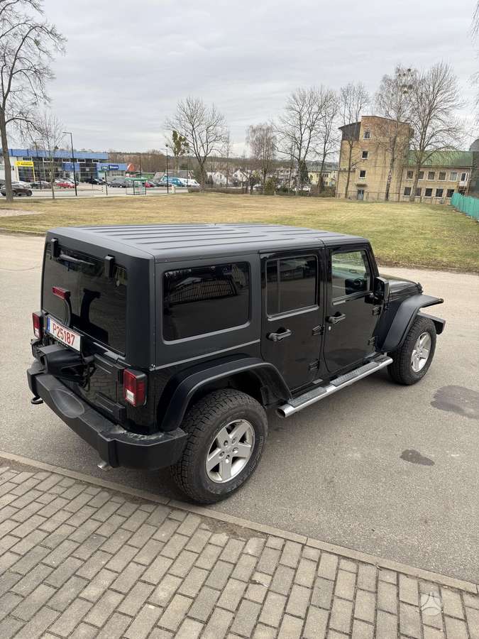 Jeep Wrangler, Внедорожник / Кроссовер