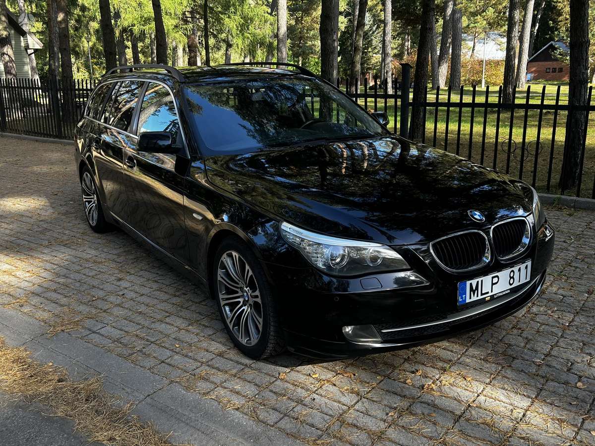 BMW 520, 2.0 l., universalas