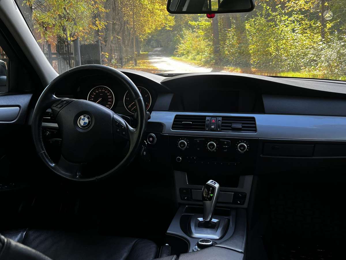 BMW 520, 2.0 l., wagon